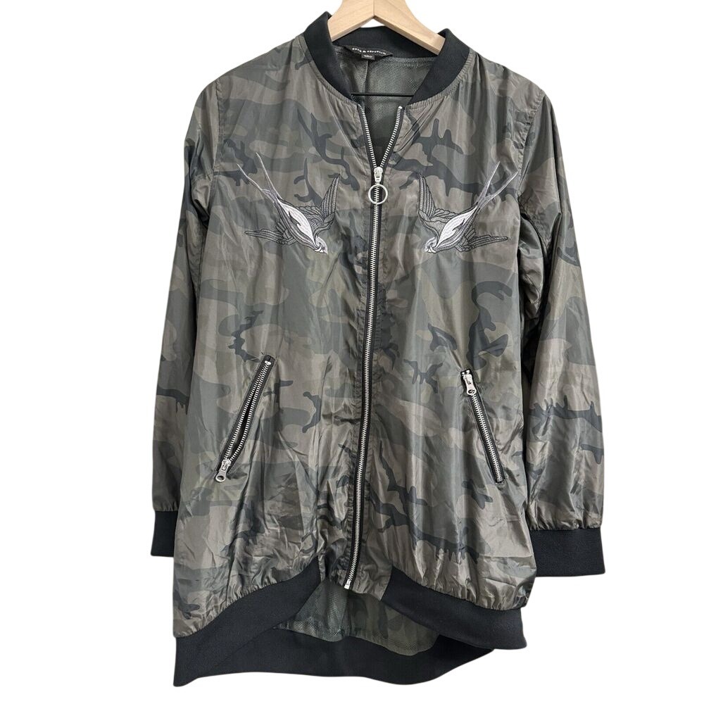 Rock & Republic Women's Large Army Camouflage Bomber Jacket Embroidered Birds